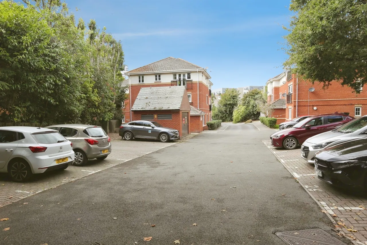 Mirabella Close, Southampton, SO19, photo 13