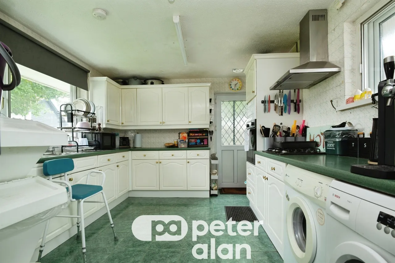 Moyle Grove, Newport, NP18, photo 7