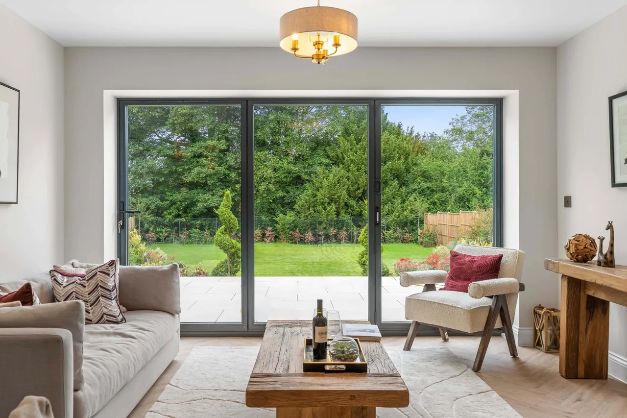 The Oaklands Aston Lane, Bragbury End, SG2, photo 4