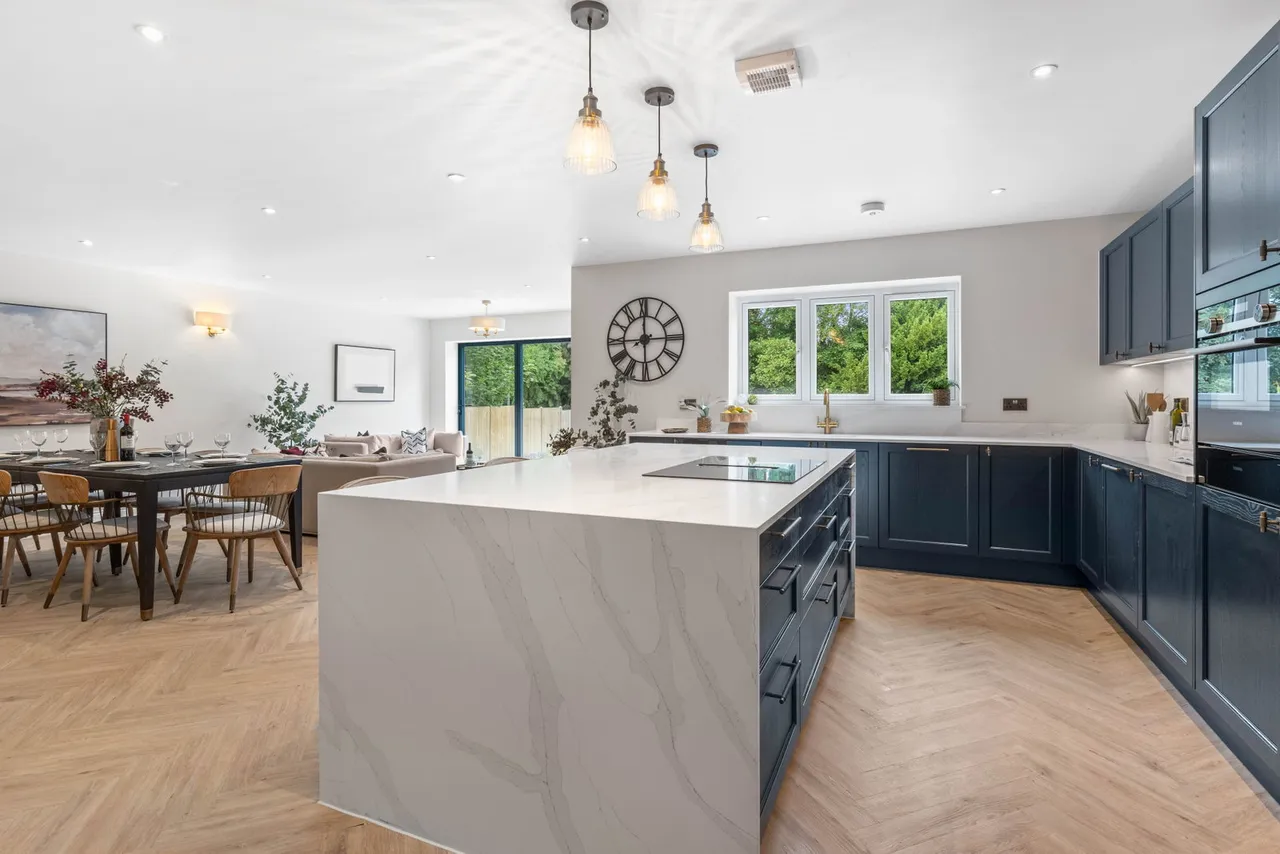The Oaklands Aston Lane, Bragbury End, SG2, photo 9