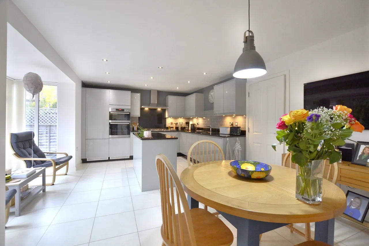 Oak View, Hardwicke, GL2, photo 18