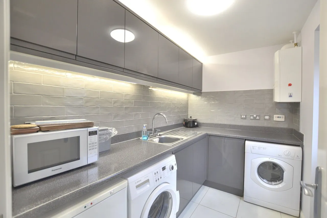 Oak View, Hardwicke, GL2, photo 19