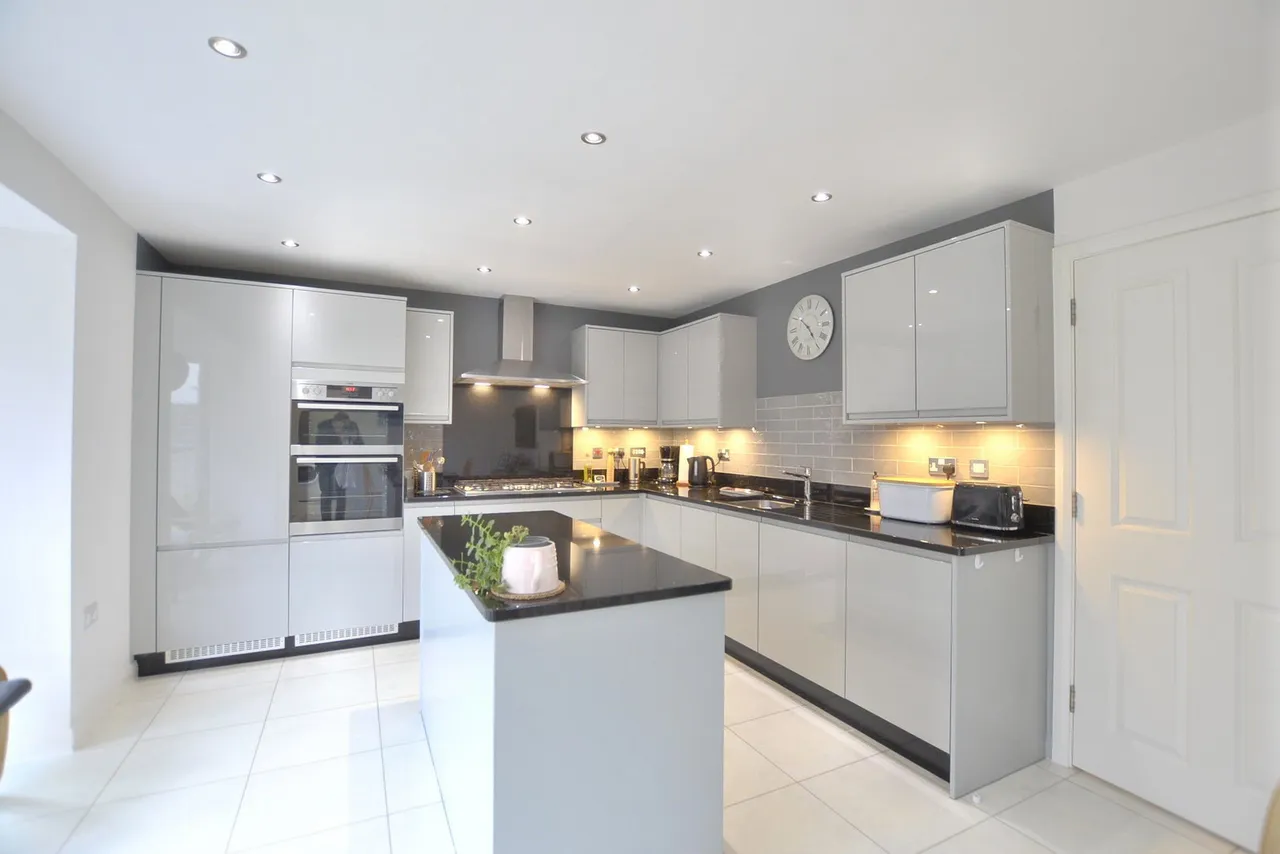 Oak View, Hardwicke, GL2, photo 15