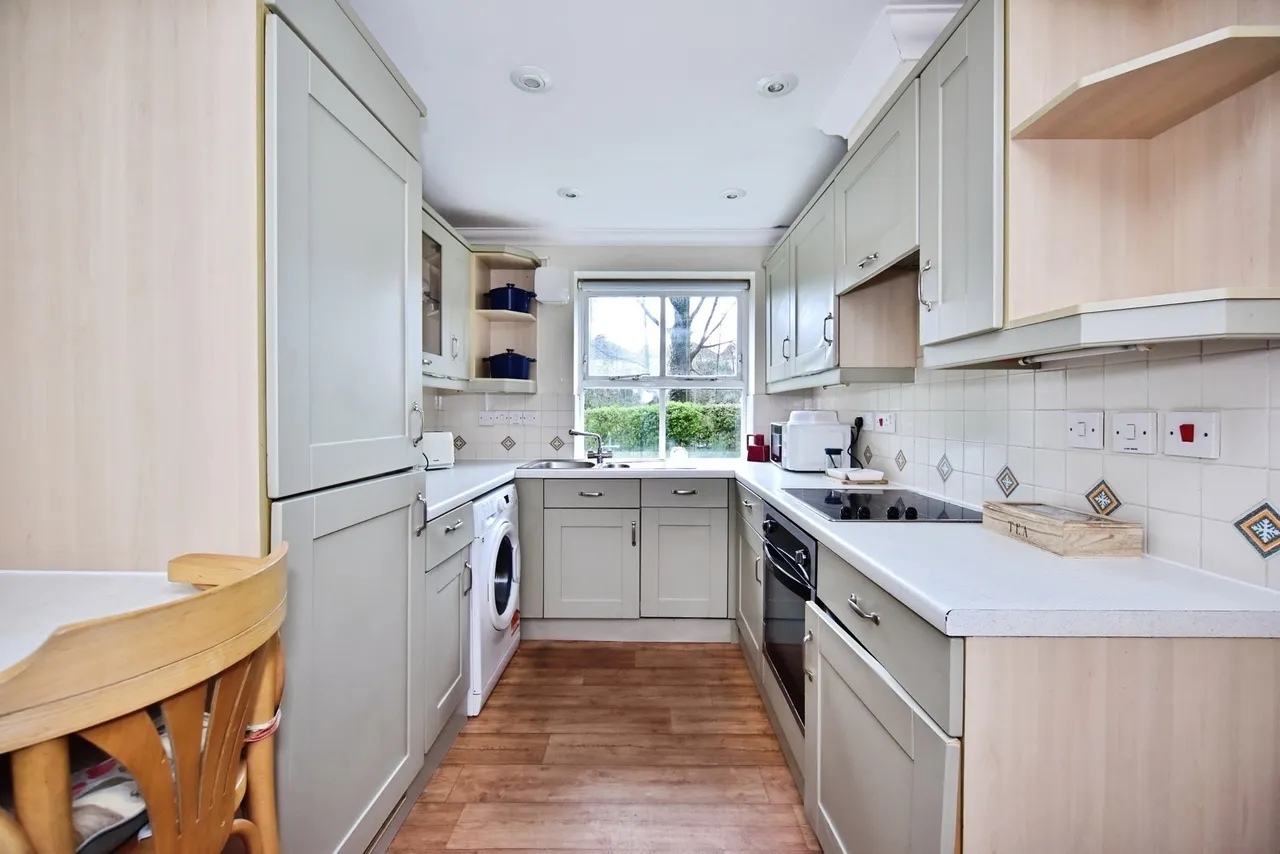 River Bank Close, Maidstone, Kent, ME15, photo 11