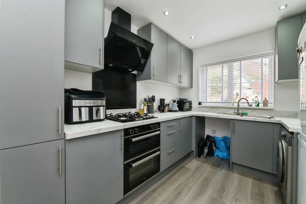 Swain Close, Axminster, EX13, photo 5