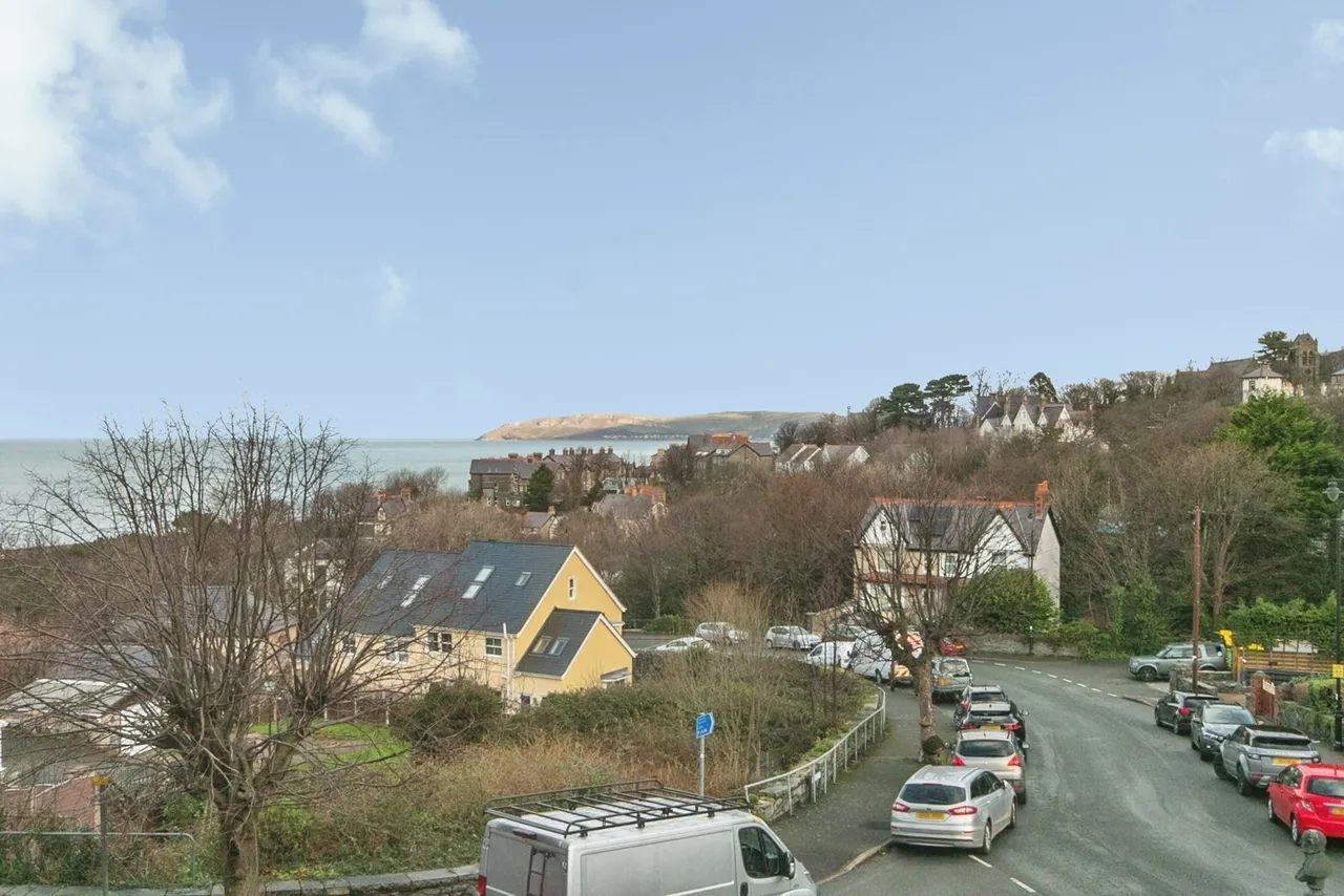 Brynmor Terrace, Penmaenmawr, LL34, photo 6