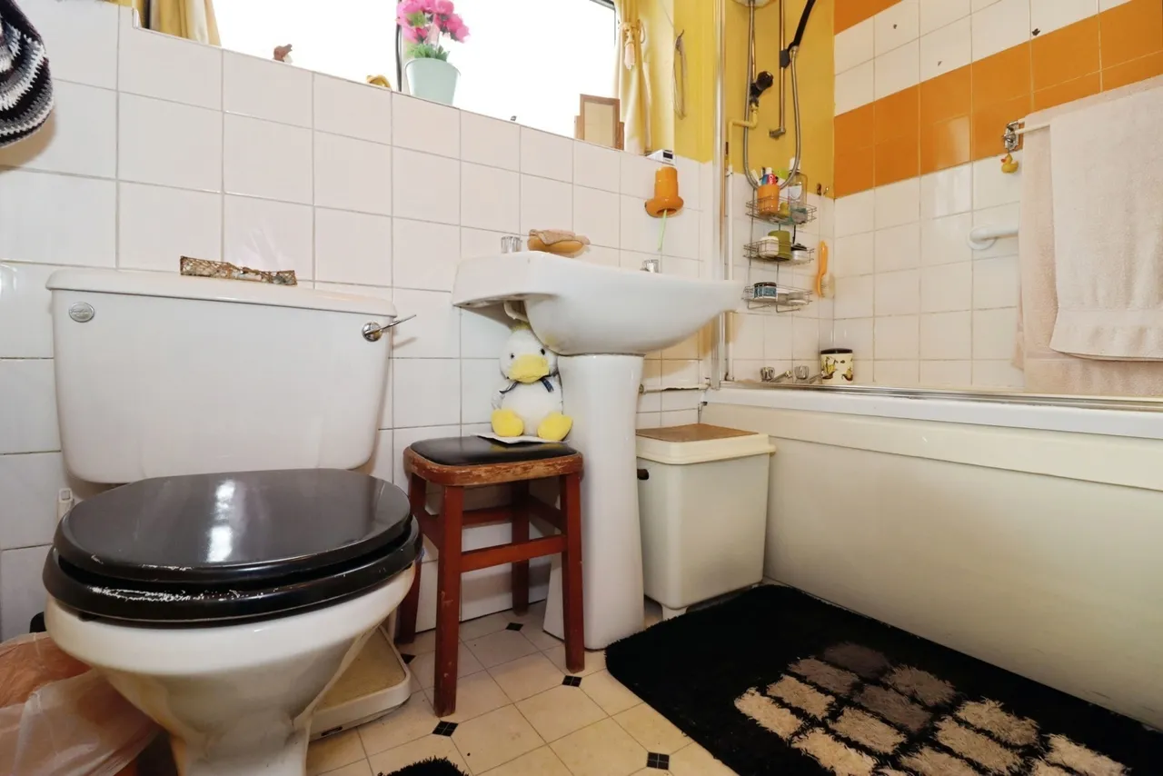 Lawn Road, Bristol, BS16, photo 15