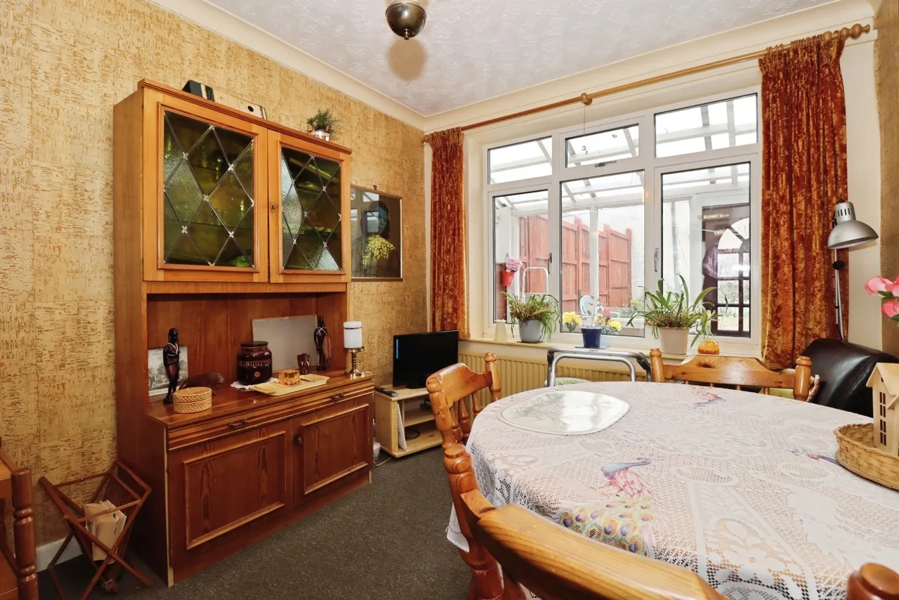 Lawn Road, Bristol, BS16, photo 5