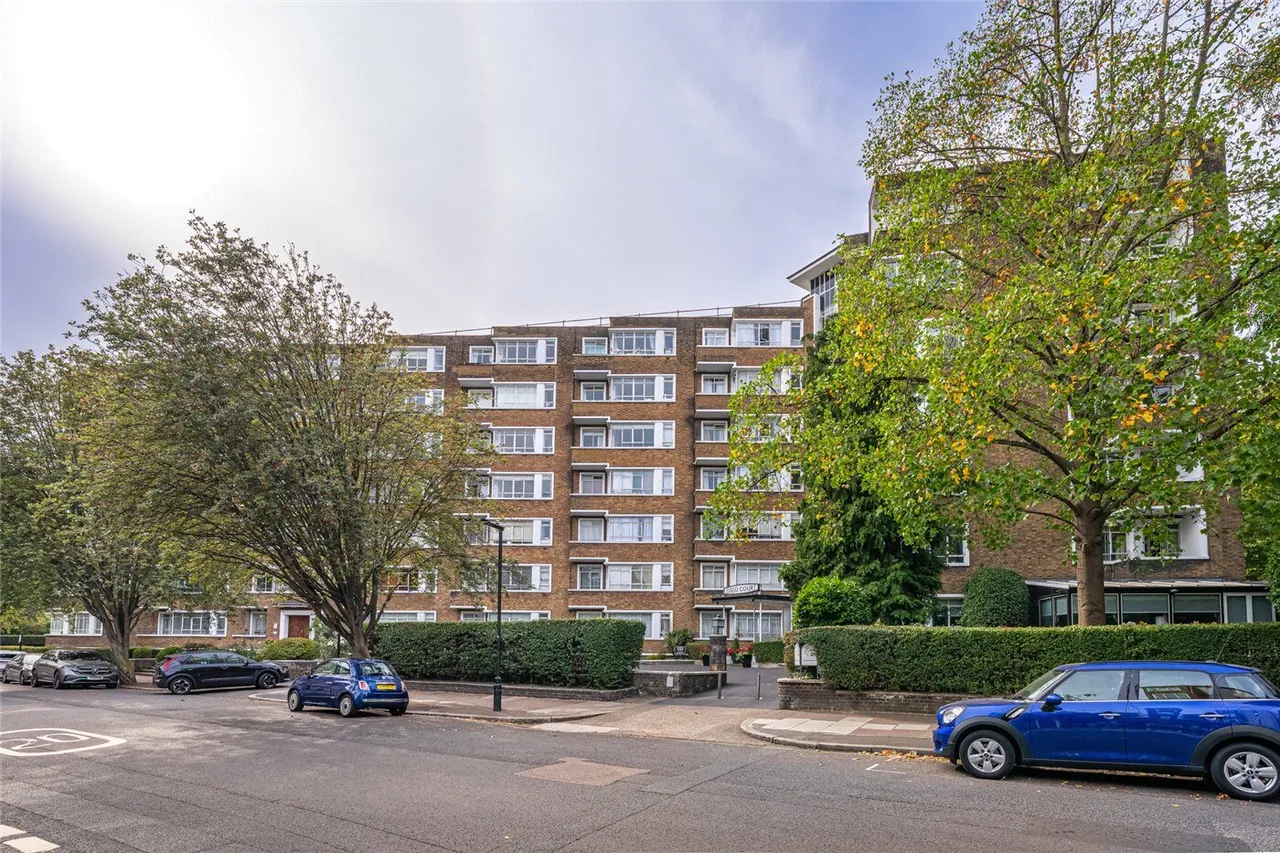 Prince Albert Road, St John's Wood, NW8, photo 13