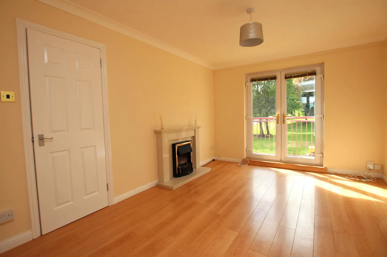 Creteil Court, Falkirk, FK1, photo 2