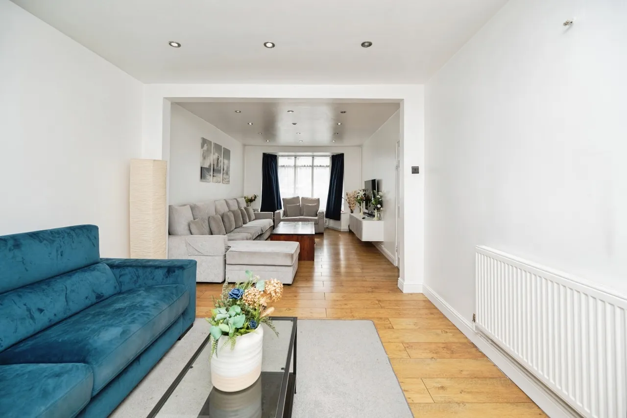 Woodcroft Avenue, B20, photo 8