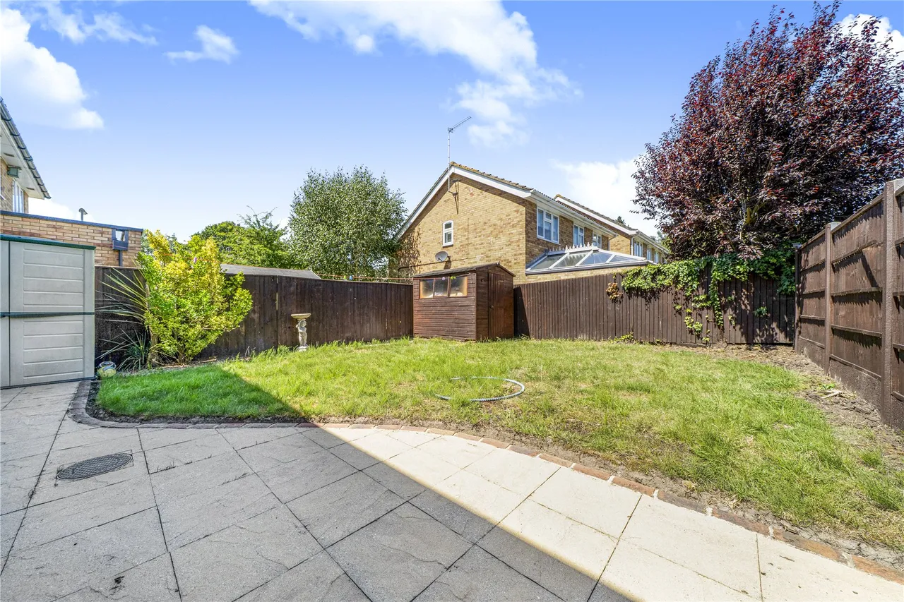 Rubus Close, West End, GU24, photo 12