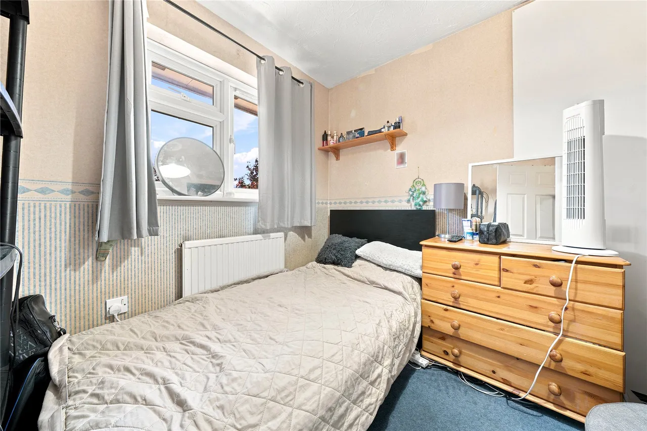 Rubus Close, West End, GU24, photo 9