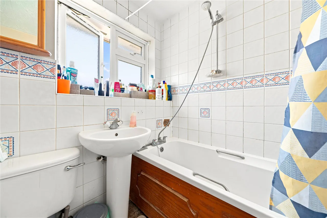 Rubus Close, West End, GU24, photo 11