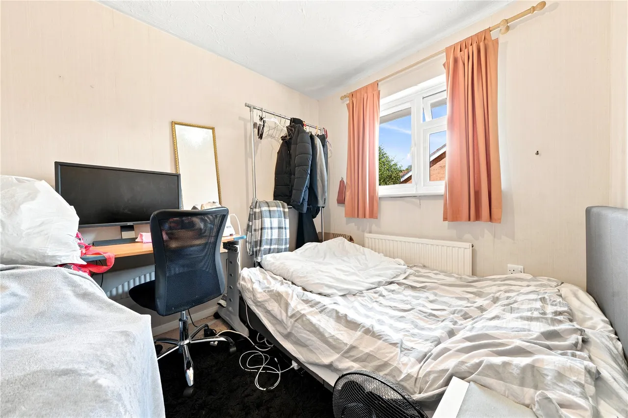 Rubus Close, West End, GU24, photo 10