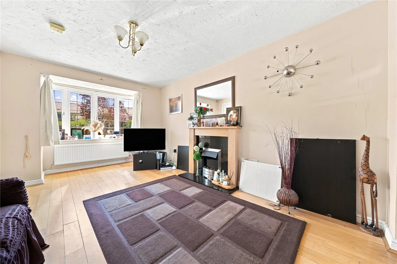 Rubus Close, West End, GU24, photo 2