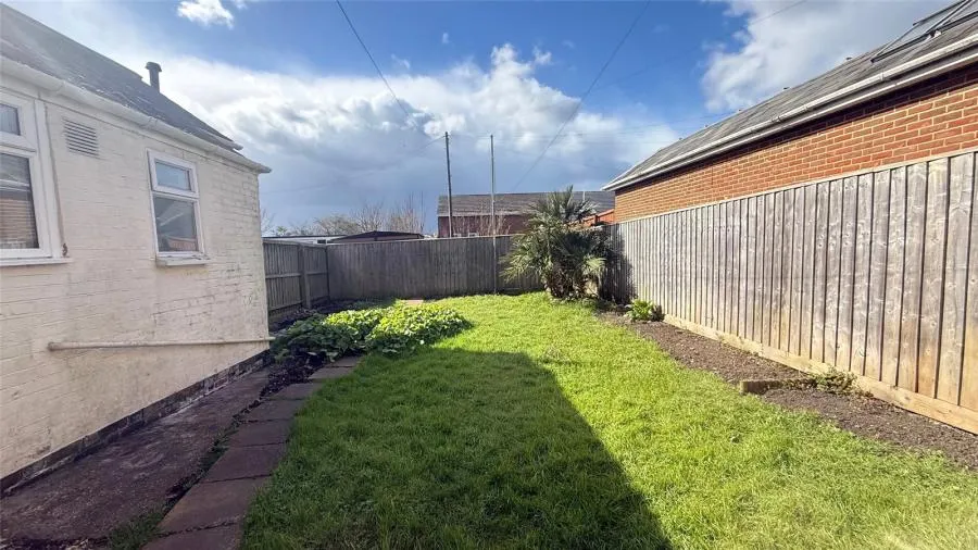 Fairlee Road, Newport, PO30, photo 7
