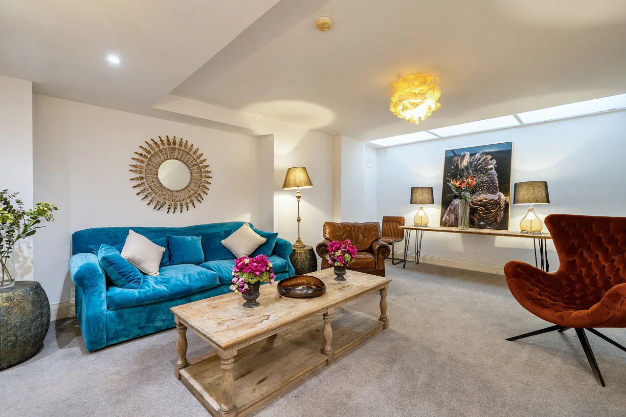2 bed flat for sale, London, SW6