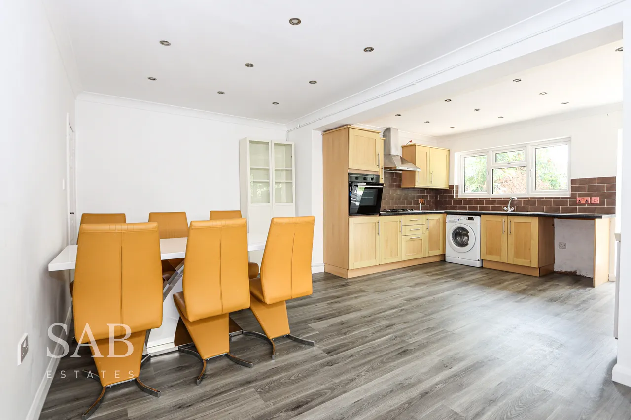 Collingwood Road, Uxbridge, UB8, photo 3