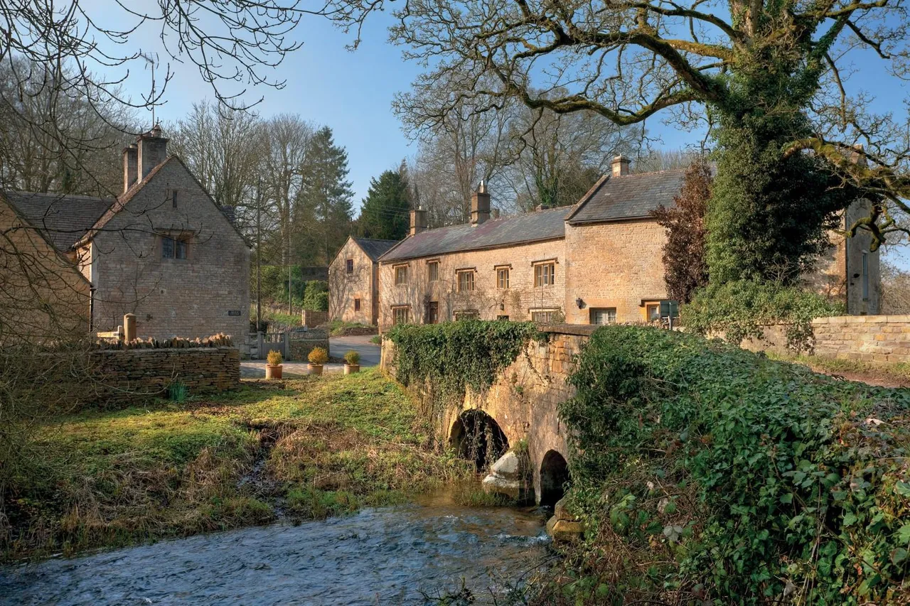 Fosseway, Stow on the Wold, GL54, photo 21