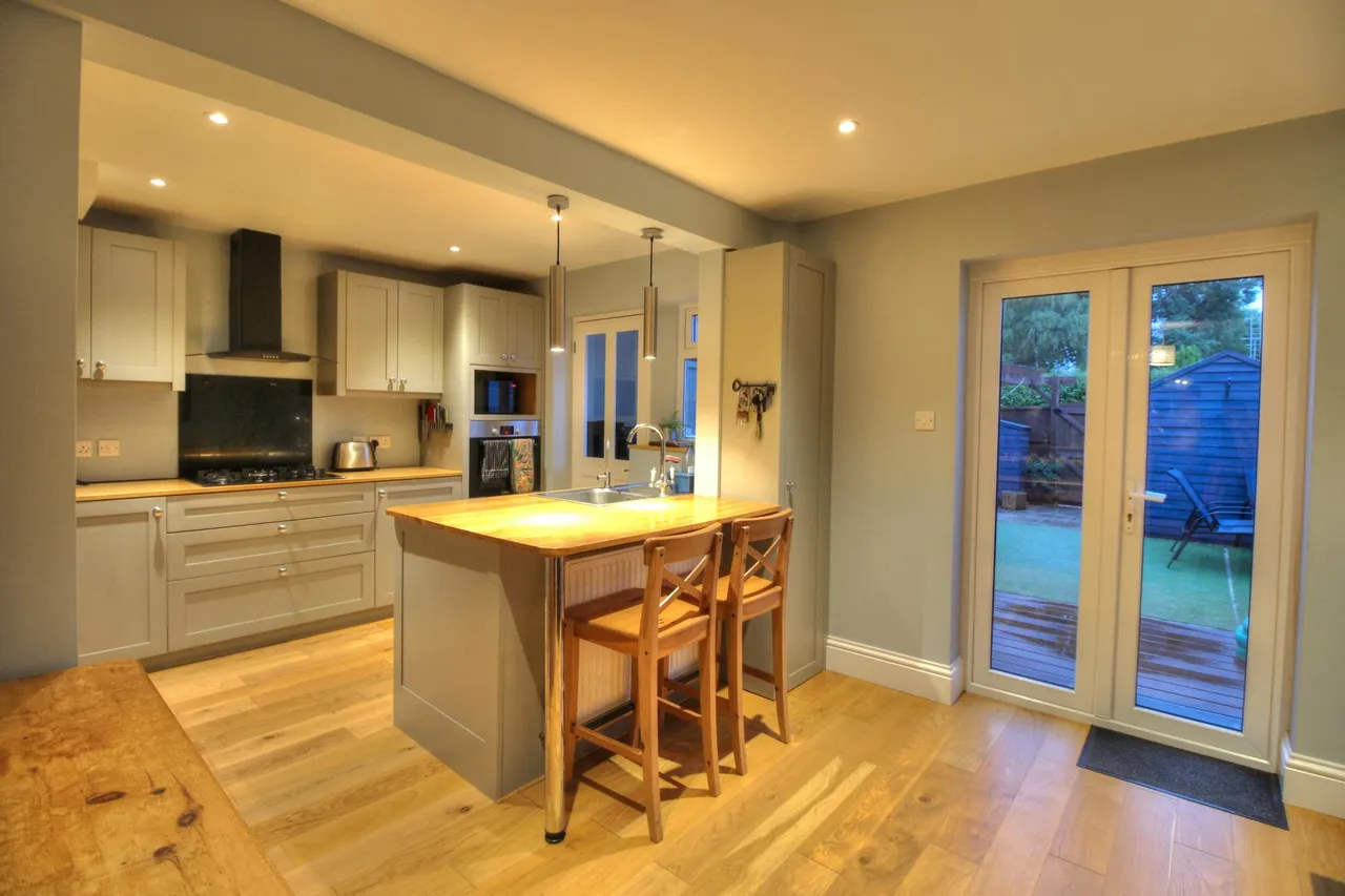 Bramble Road, Petersfield, GU31, photo 3