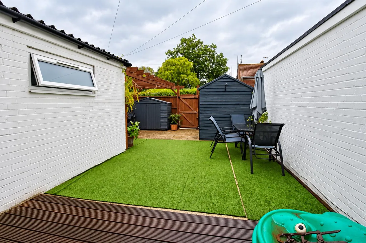 Bramble Road, Petersfield, GU31, photo 19