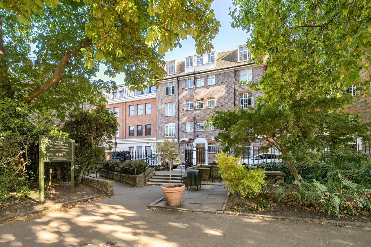 London, SW3, photo 13
