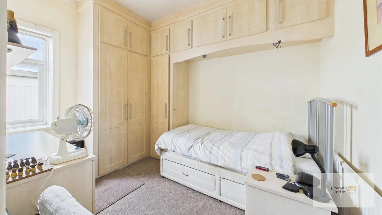 Chesham Crescent, Bury, BL9 6BX, photo 7