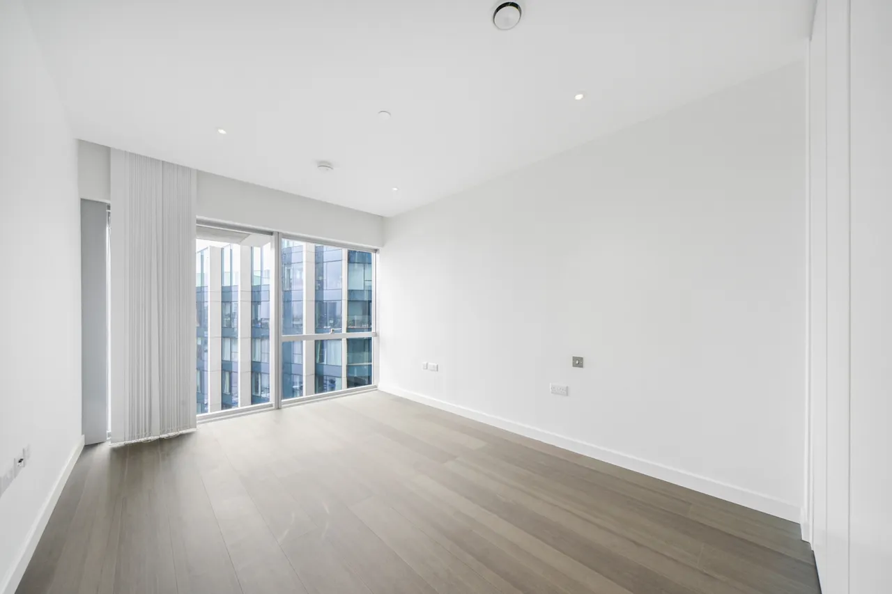 Cutter Lane, Greenwich, SE10, photo 6