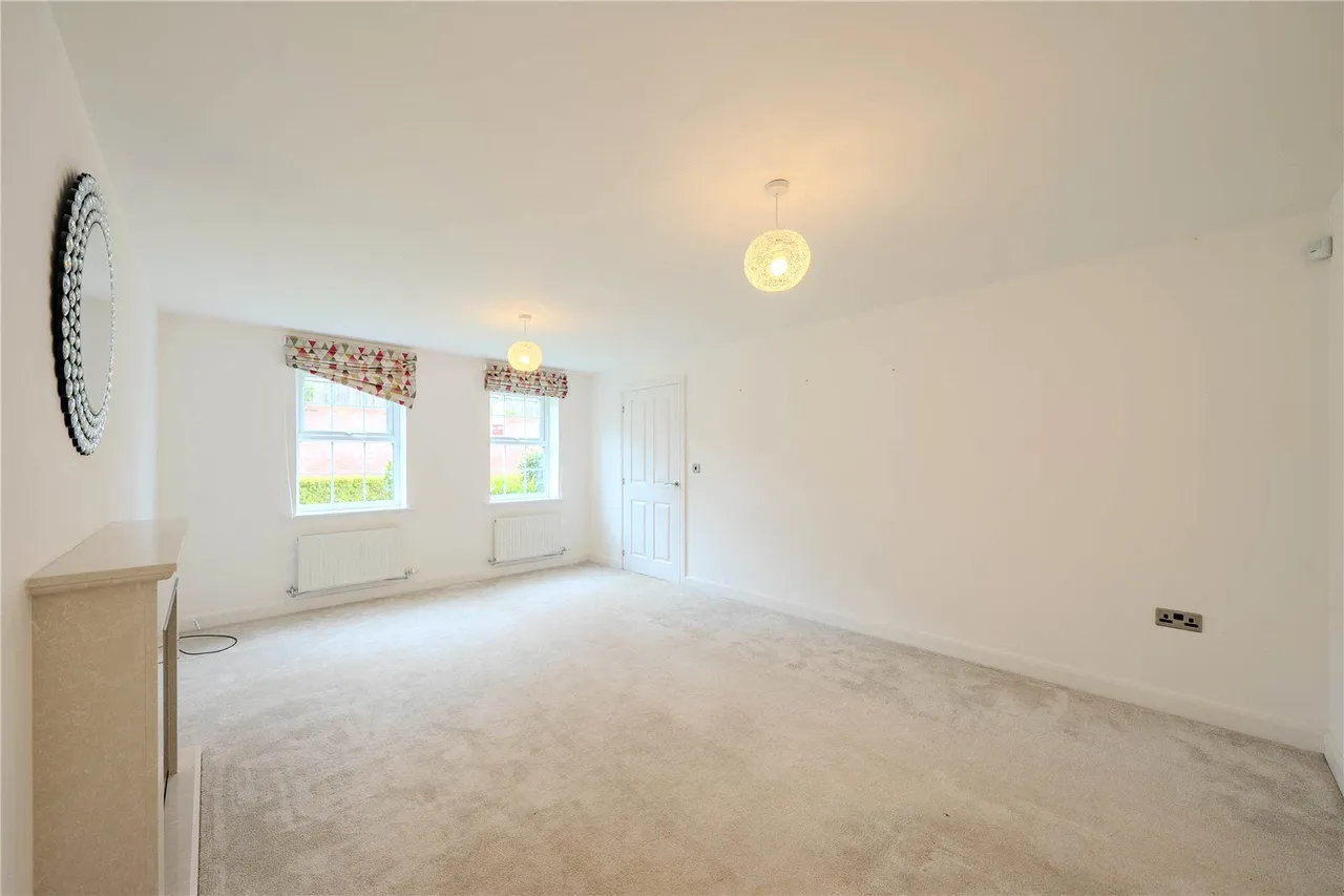 Bodington Way, Leeds, LS16, photo 3