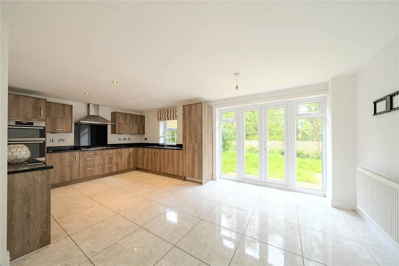 Bodington Way, Leeds, LS16, photo 2