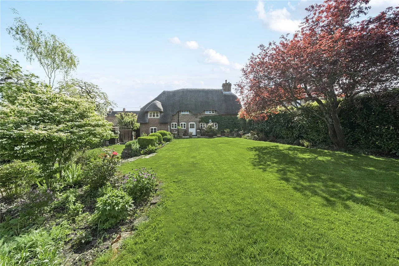 Townsend, All Cannings, Devizes, Wiltshire, SN10 3NX, photo 10