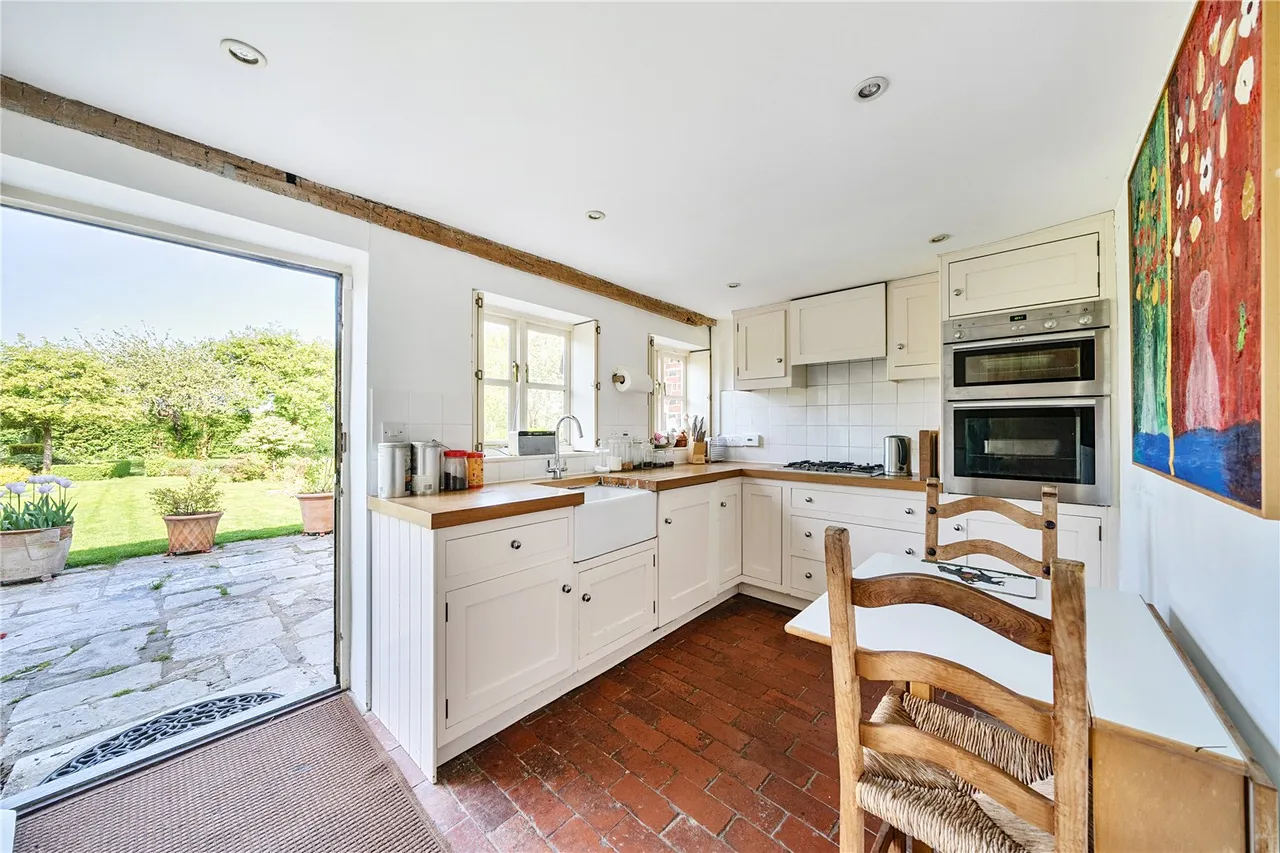 Townsend, All Cannings, Devizes, Wiltshire, SN10 3NX, photo 5