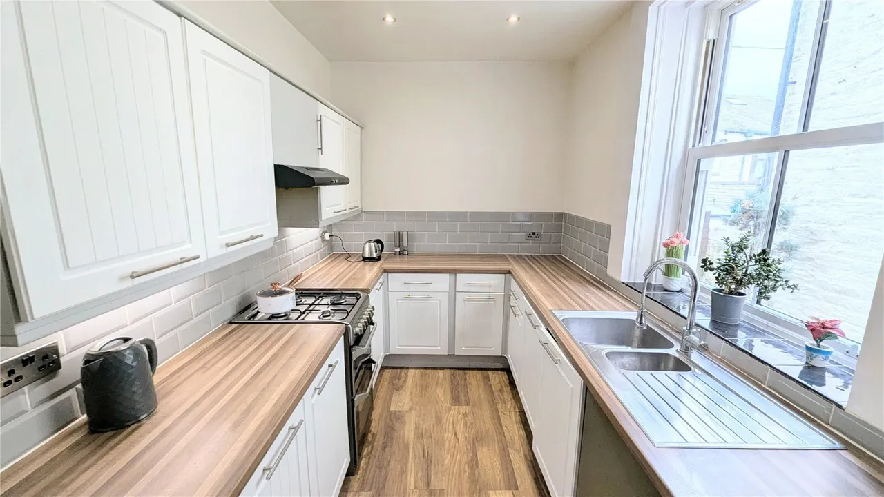 Harriet Street, Burnley, Lancashire, BB11, photo 2