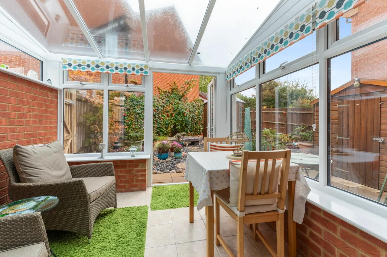 Youens Drive, Thame, OX9, photo 6