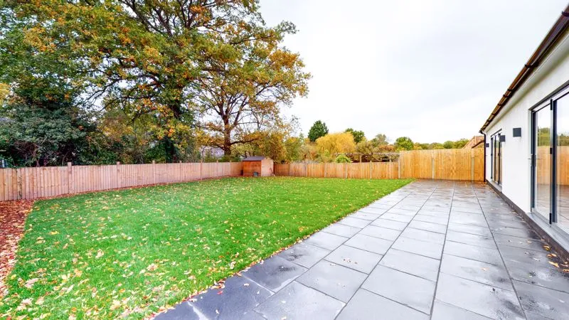 Kennel Lane Fetcham, Leatherhead KT22 9PR, photo 6