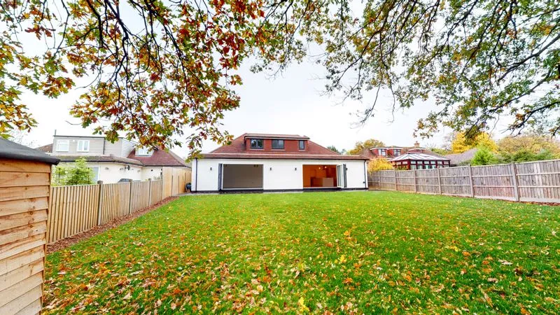Kennel Lane Fetcham, Leatherhead KT22 9PR, photo 5