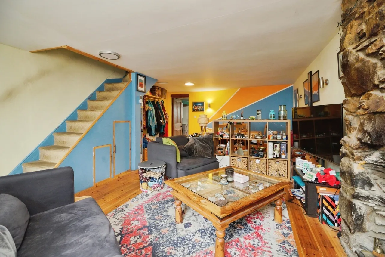 Well Street, Caernarfon, LL55, photo 5