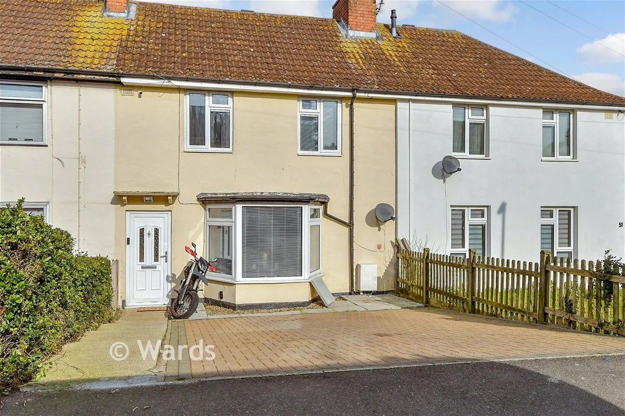 3 bed house for sale, Queens Road, Aylesham, CT3