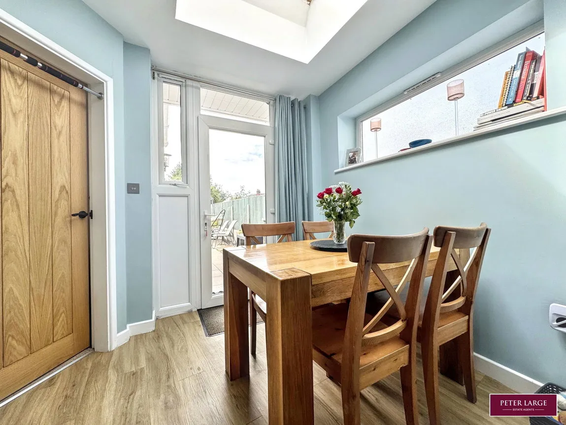 Weaver Avenue, Rhyl, Denbighshire, LL18 4HN, photo 8