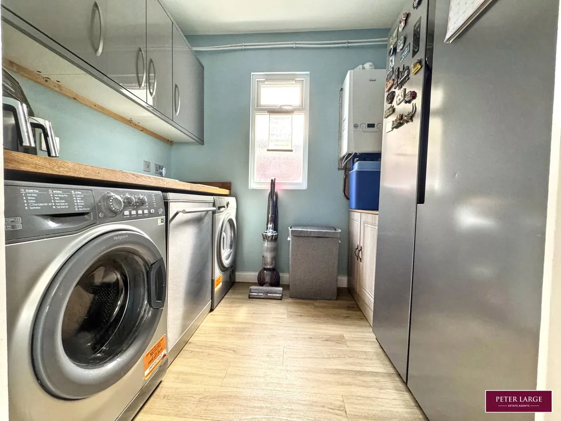 Weaver Avenue, Rhyl, Denbighshire, LL18 4HN, photo 10