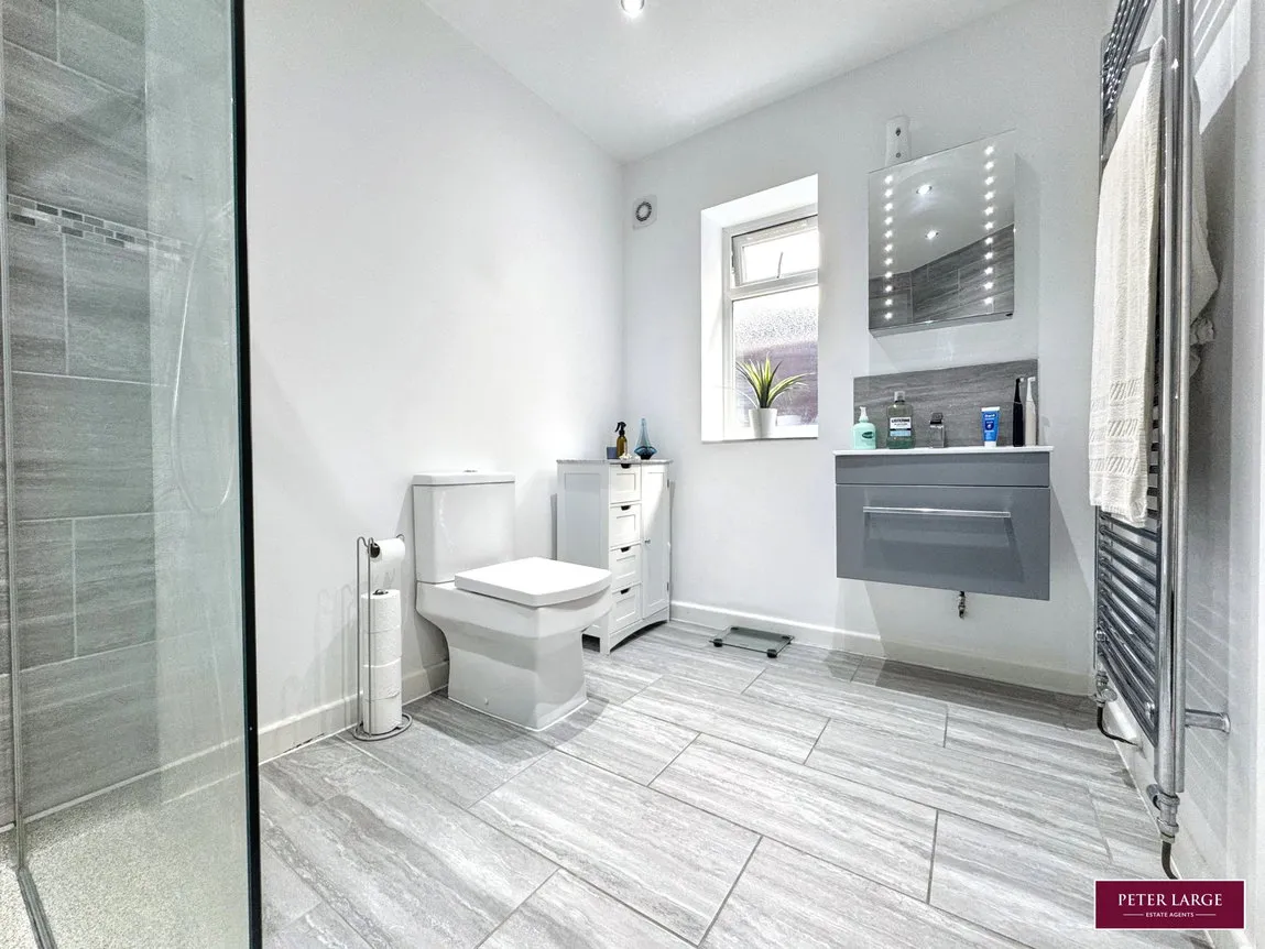 Weaver Avenue, Rhyl, Denbighshire, LL18 4HN, photo 11