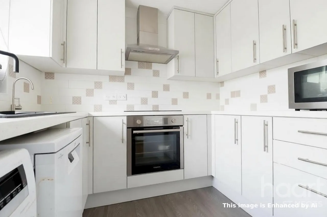 Carisbrooke Way, Eynesbury, PE19, photo 4