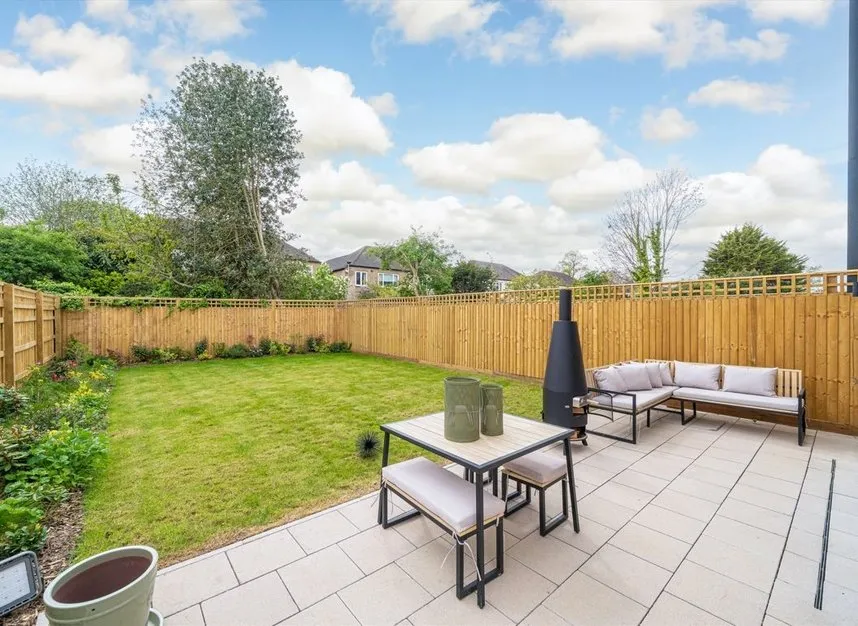 Rose Square, Twickenham, TW2, photo 8