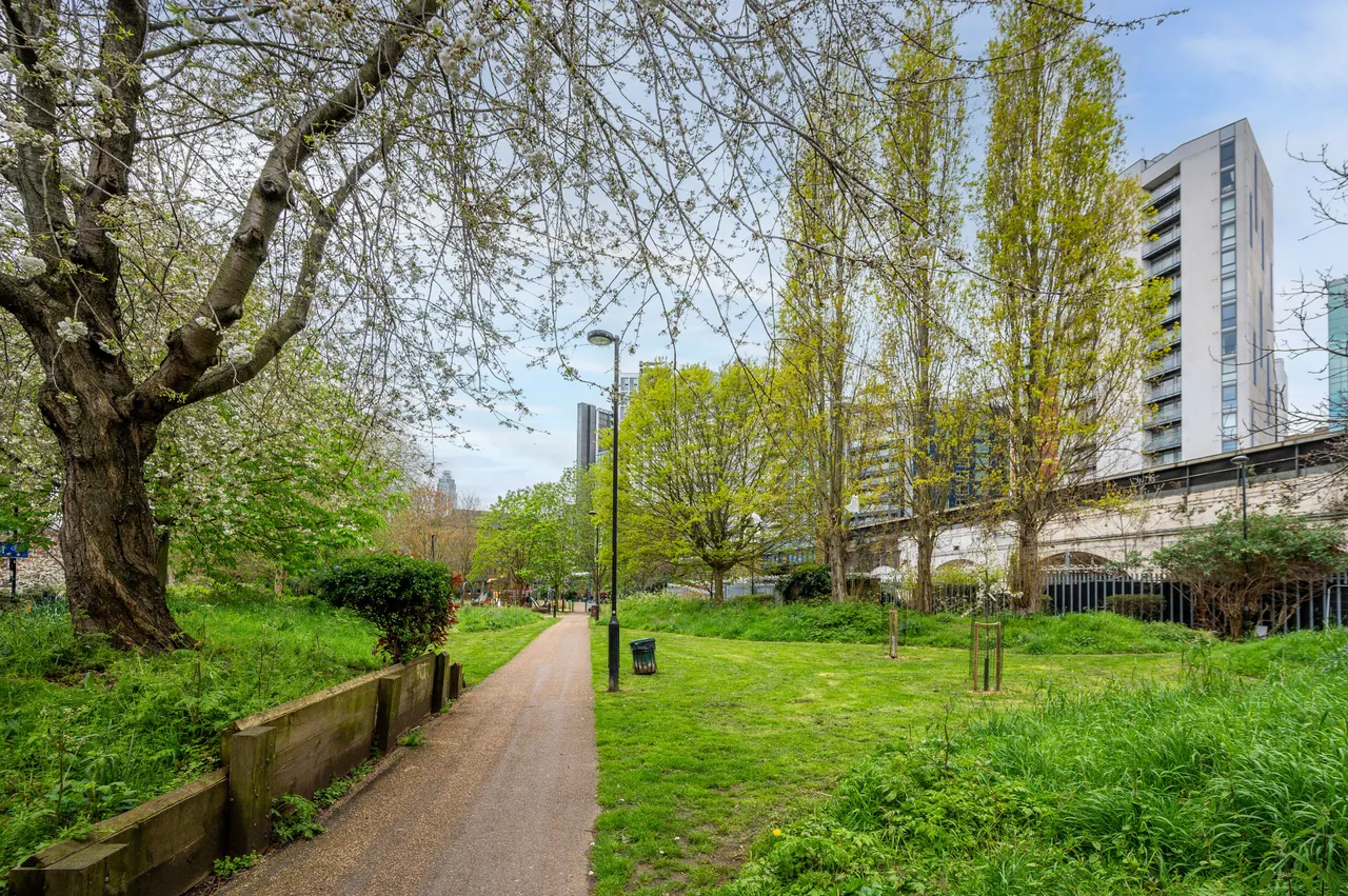Apartment 49, 81 Black Prince Road, London, photo 8