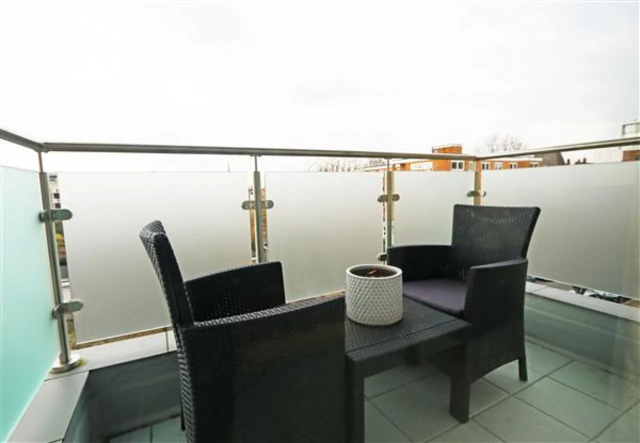 Grosvenor Court, Putney, photo 2