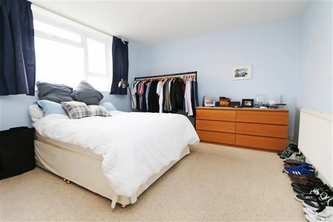 Grosvenor Court, Putney, photo 5