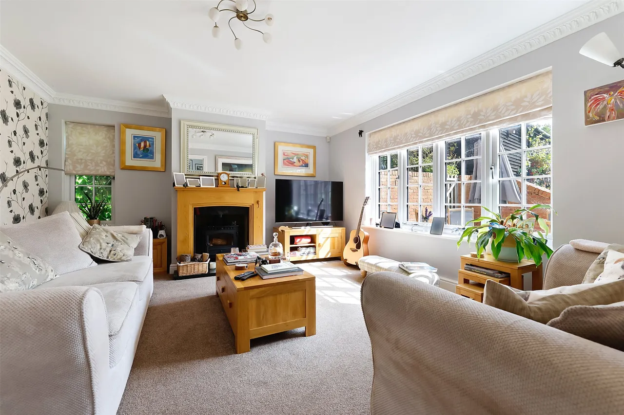 Westcott Street, Westcott, RH4, photo 4