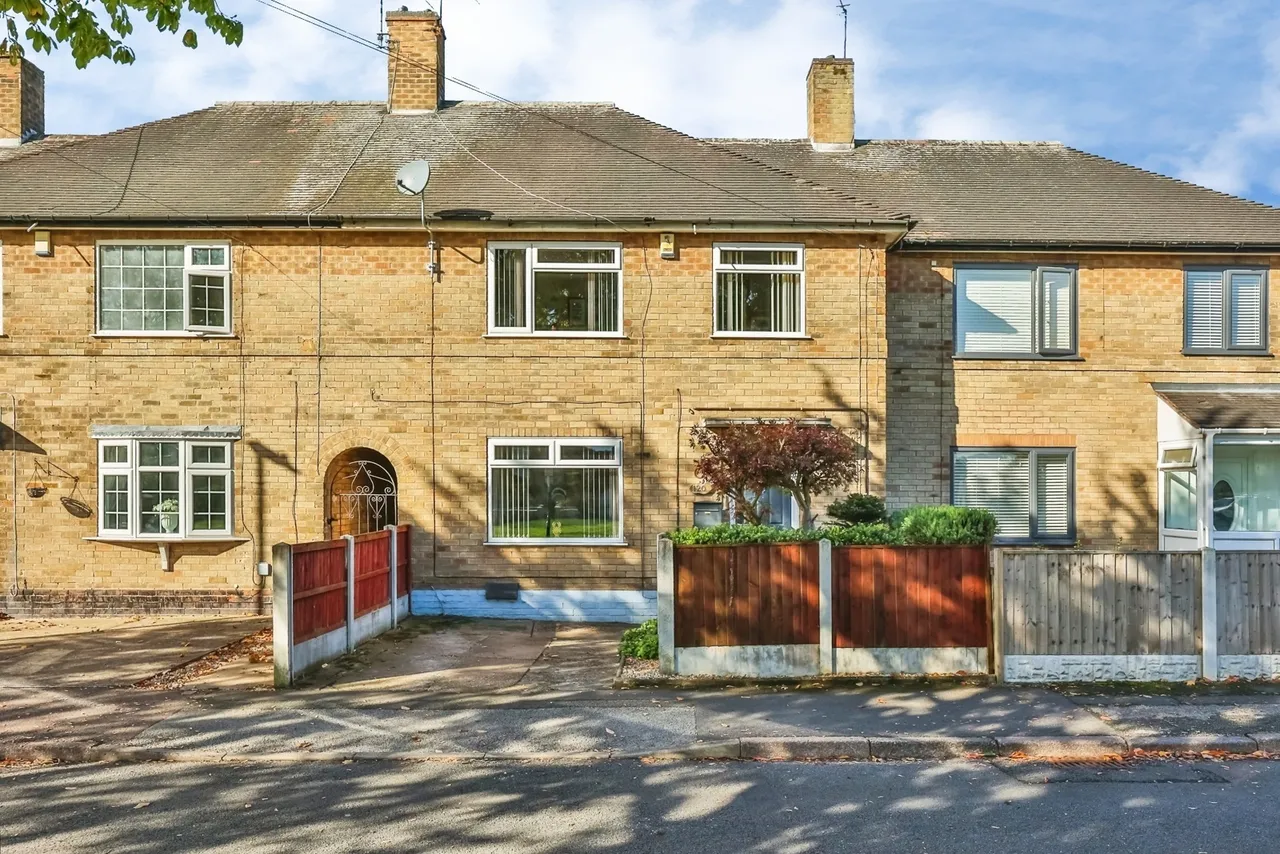 3 bed house for sale, Greencroft, Clifton, NG11