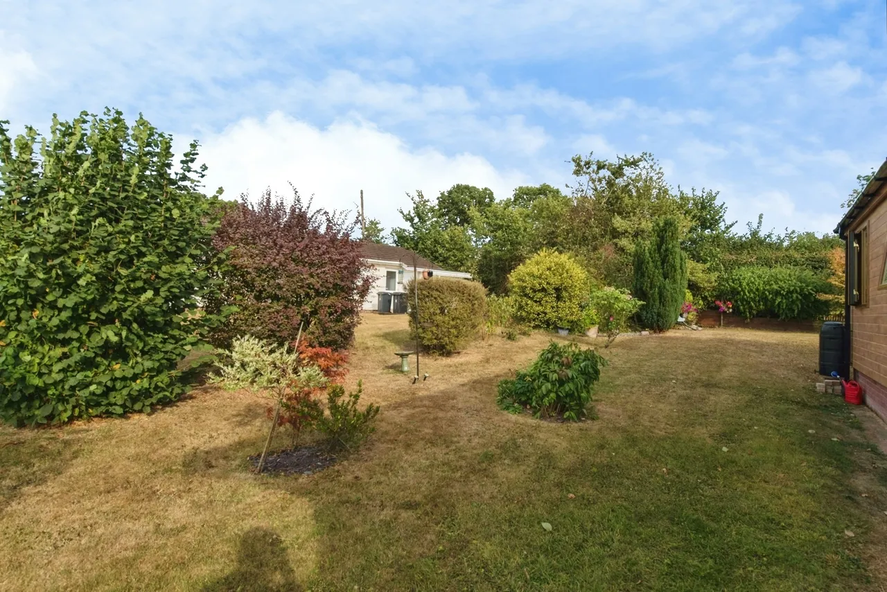 The Cedars, Otter Valley Park, EX14, photo 15